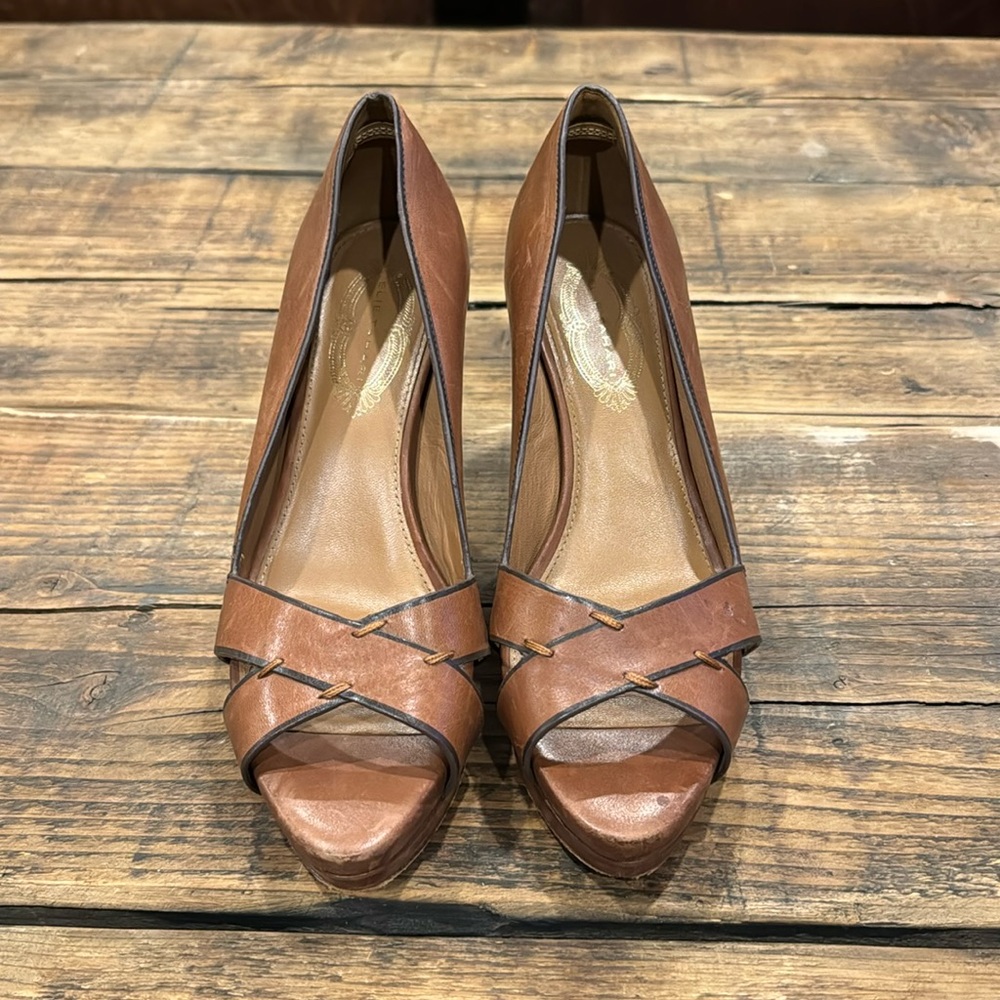 Elie Tahari platform heels